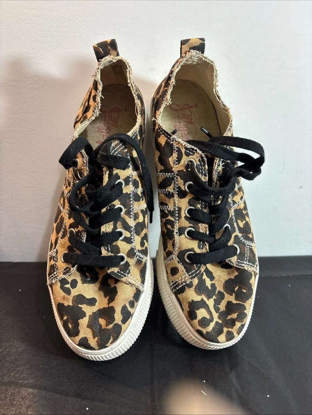 Jelly pop Women’s Leopard Print Casual Sneakers - Black & Tan 9/13